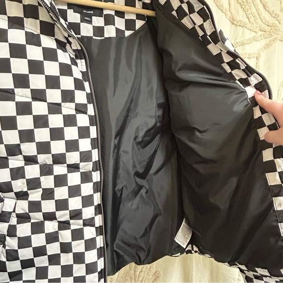NWOT Vans Foundry Print MTE Black & White Checkerboard Print Puffer Jacket - Picture 13 of 16